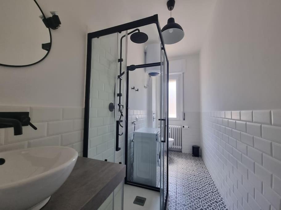 Milan New Apartment In Lively Central Area エクステリア 写真